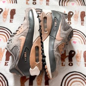 Nike Air Max 90